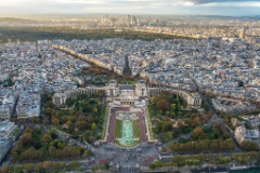 Palaise de Chaillot from the Eiffel Tower at Dusk.jpg